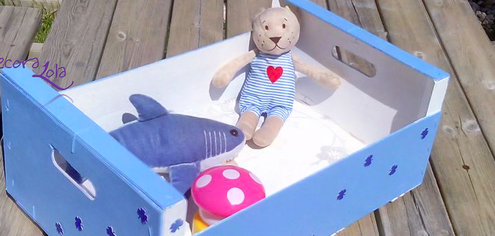 Cesta de fruta recuperada. Reciclaje. Decoupage.